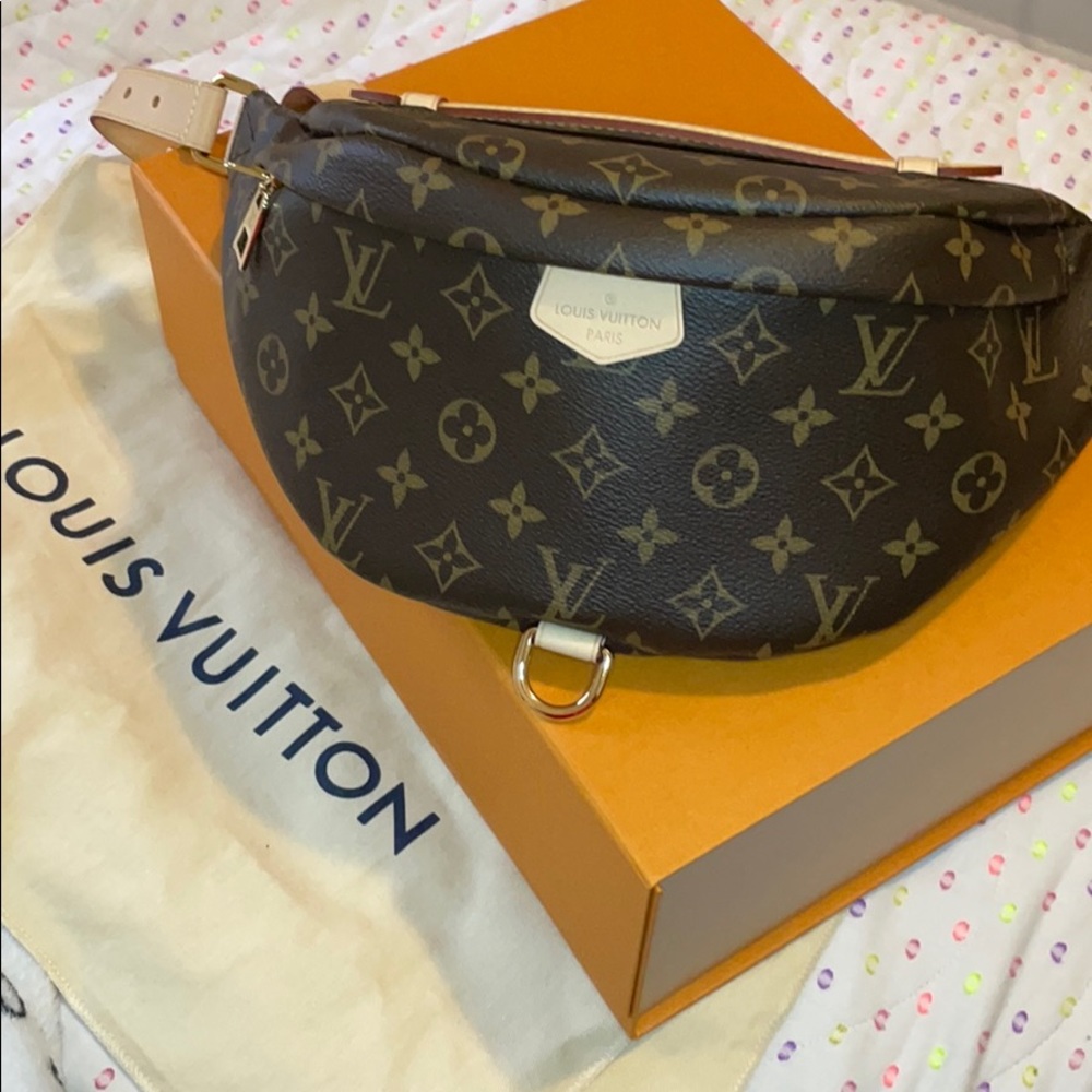 Louis Vuitton Monogram Bumbag